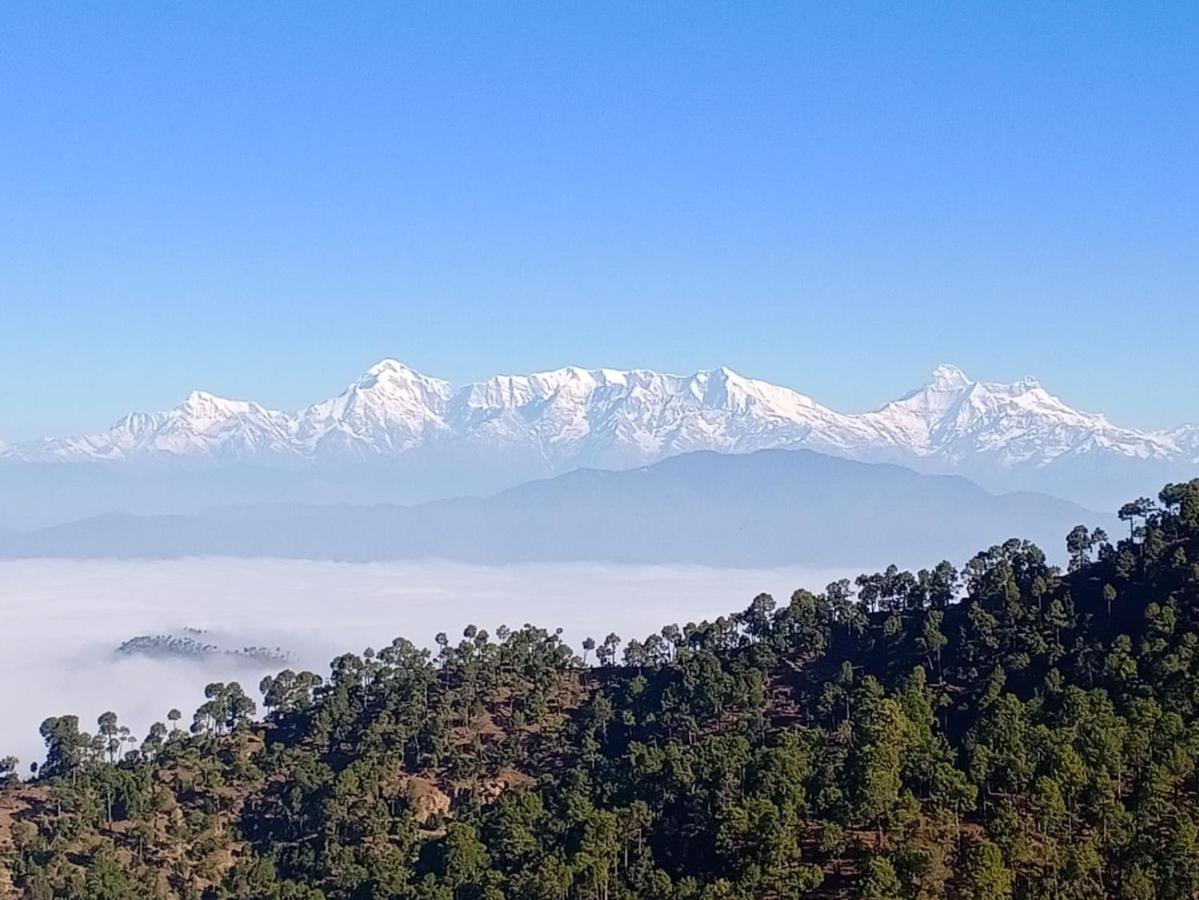 Elphinstone Inn Almora Exterior foto