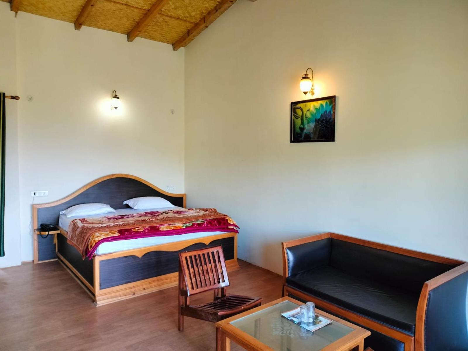 Elphinstone Inn Almora Exterior foto
