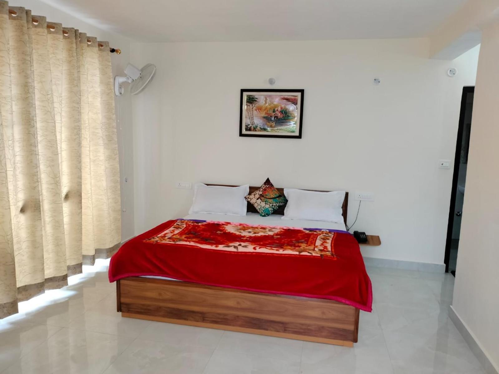 Elphinstone Inn Almora Exterior foto
