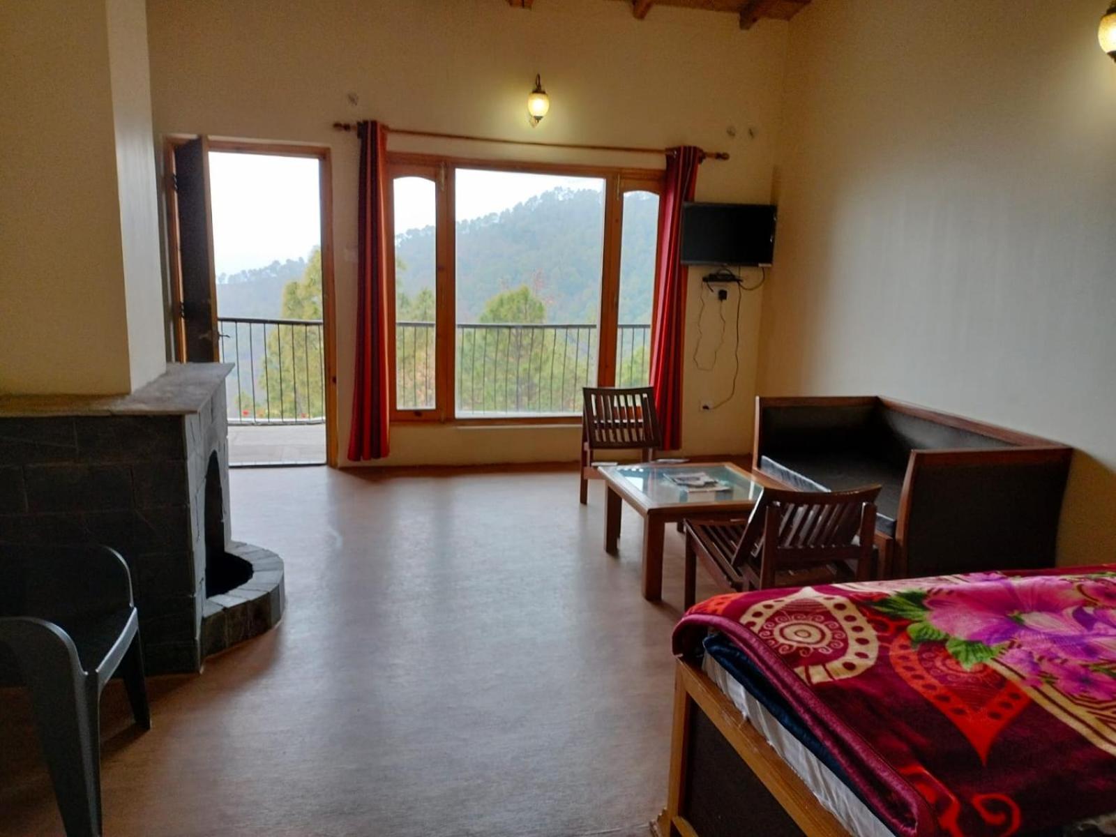 Elphinstone Inn Almora Exterior foto
